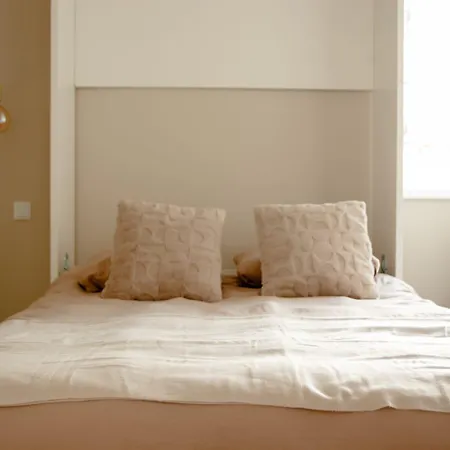 Meuble Le Refuge Dore Avec Netflix Homecourt